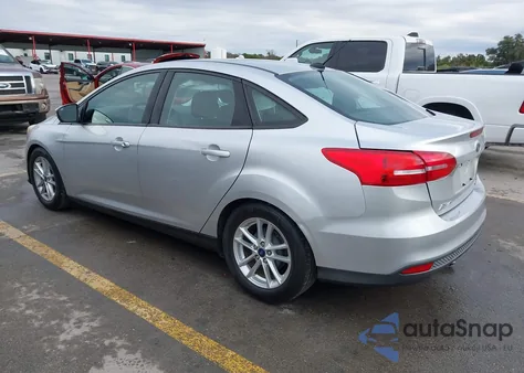 2016 Ford Focus Se z USA, uszkodzony, nr VIN 1FADP3F20GL271047